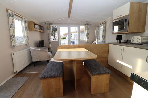 3 bedroom mobile home for sale, Mill Road, Great Yarmouth NR31