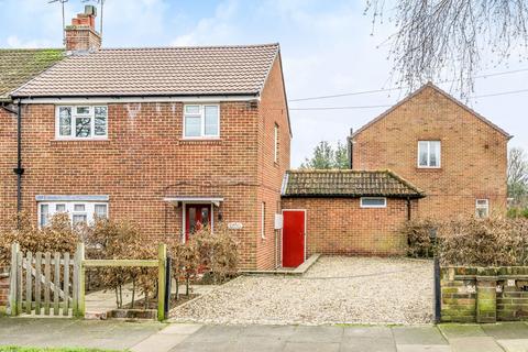 3 bedroom end of terrace house for sale, Buckingham Road, Richmond, TW10