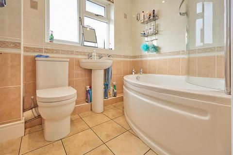 3 bedroom detached house for sale, Dahlia Close, Burbage