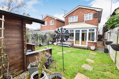 3 bedroom detached house for sale, Southwick Road, Canvey Island