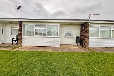 2 bedroom chalet for sale, Newport Road, Hemsby, Great Yarmouth