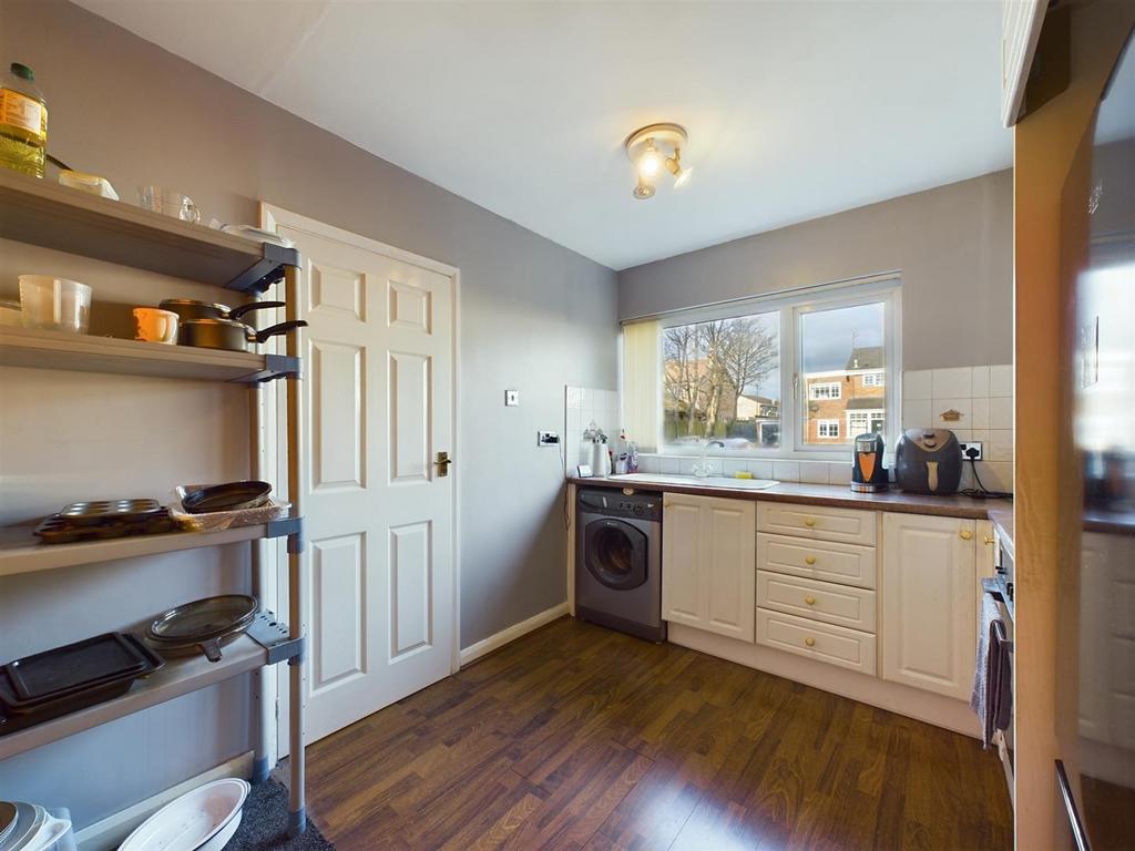 Kitchen 3.jpg