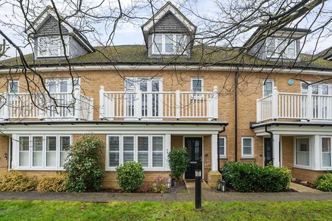 undefined, Oakgrove, Caterham CR3