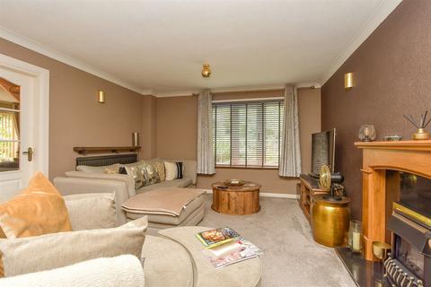 4 bedroom detached house for sale, Sandy Dell, Hempstead, Gillingham, Kent