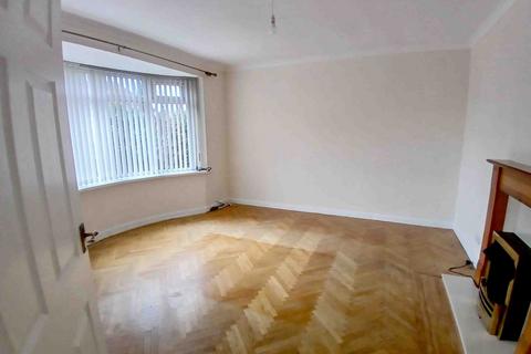 2 bedroom flat to rent, Killay, SA2