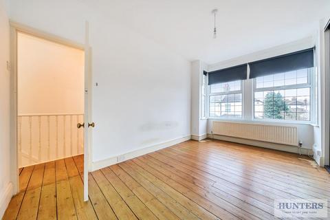 25 Congress Road, London, SE2 0LU