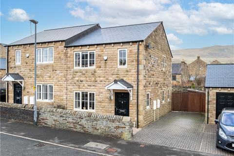 7 Austwick Close, Settle, BD24 9FE