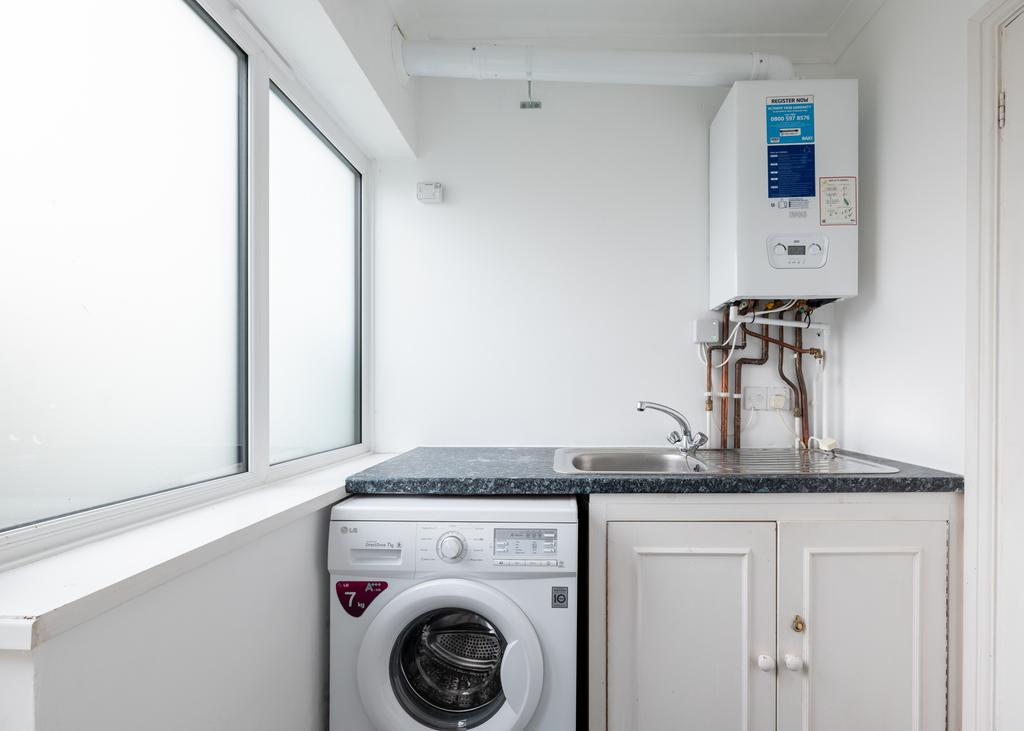67aa0220713d8 Trelawney Court 2-20