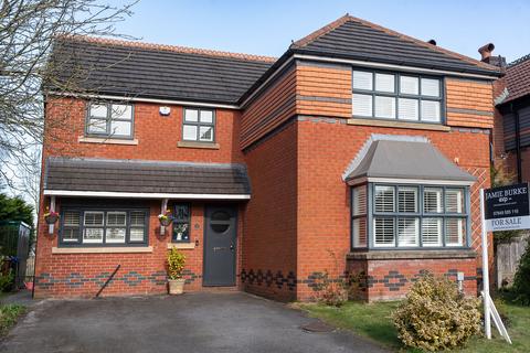 4 bedroom detached house for sale, Highcrest Grove, Manchester M29