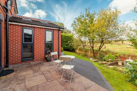 10 Highcrest Grove, Tyldesley, Manchester, M29 8GH