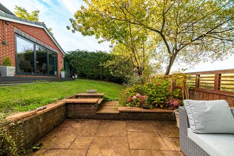 10 Highcrest Grove, Tyldesley, Manchester, M29 8GH