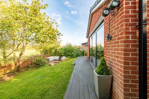 10 Highcrest Grove, Tyldesley, Manchester, M29 8GH