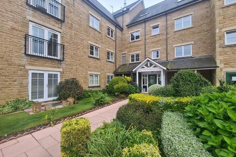 2 bedroom apartment for sale, Spruce Avenue, Lancaster, LA1