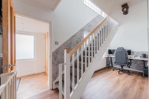 225 Downs Road, Folkestone, CT19 5PX