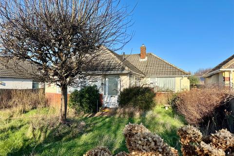 Chiltern Drive, Barton On Sea, Hampshire, BH25