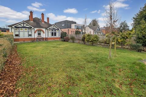 4 bedroom detached bungalow for sale, Offley Road, Sandbach