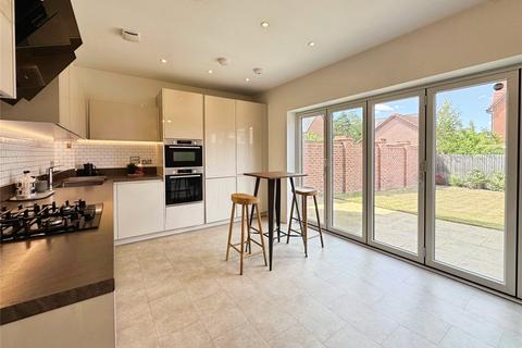 3 bedroom detached house for sale, Hawthorn Drive, Berkshire RG45