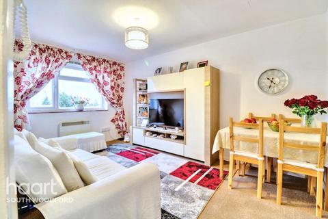 1 bedroom flat for sale, Horn Lane, Woodford Green