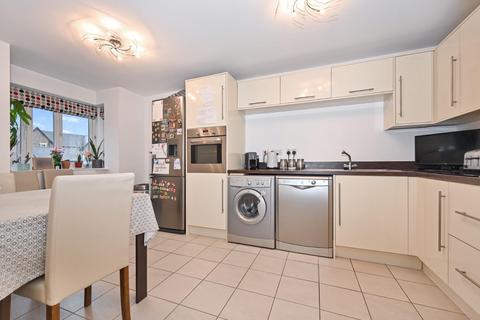 12 Alva Close, Guiseley, Leeds, LS20 9PS