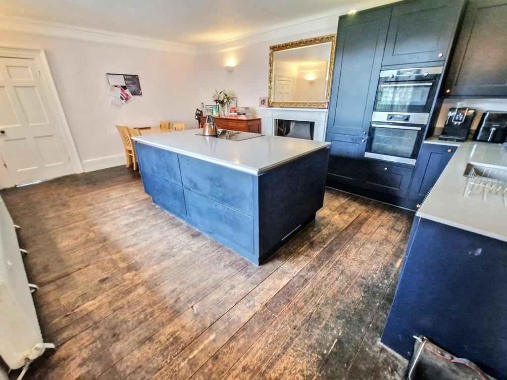 Spacious Kitchen/Diner