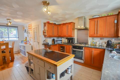 27 Halgavor Park, Bodmin, PL31 1DL