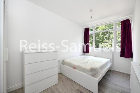 5 bedroom terraced house to rent, Whitebeam Close, Oval, London SW9