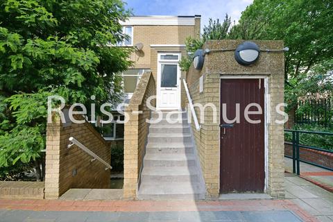 5 bedroom terraced house to rent, Whitebeam Close, Oval, London SW9