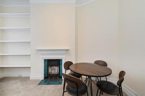 2 bedroom flat to rent, Fitzgeorge Avenue, London, W14