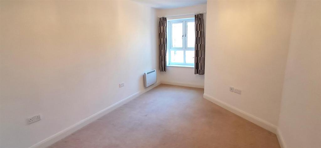Bedroom 2 max