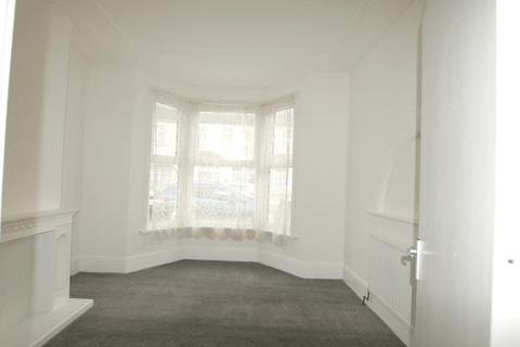 1 bedroom end of terrace house for sale, Selsdon Road, London E13