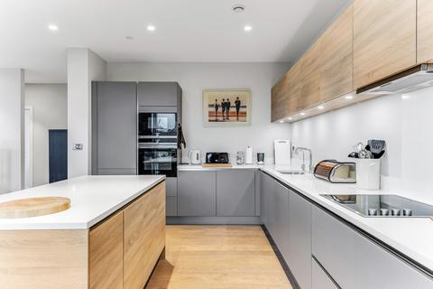 3 bedroom flat for sale, Apartment , B Devonshire Place, London