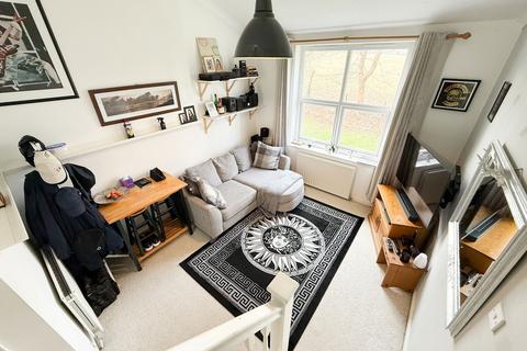 1 bedroom flat for sale, Guildford Road, Farnham GU10