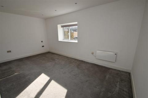 2 bedroom apartment to rent, Meadrow, Godalming GU7