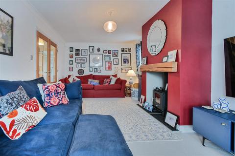6 Broad Highway, Wheldrake, York, YO19 6BU