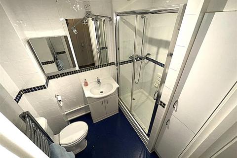 1 bedroom retirement property for sale, Andorra Court, Widmore Road, Bromley