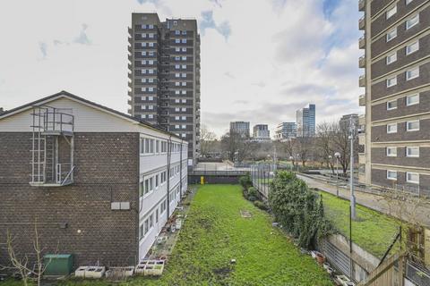 Cable Street, Shadwell, London, E1