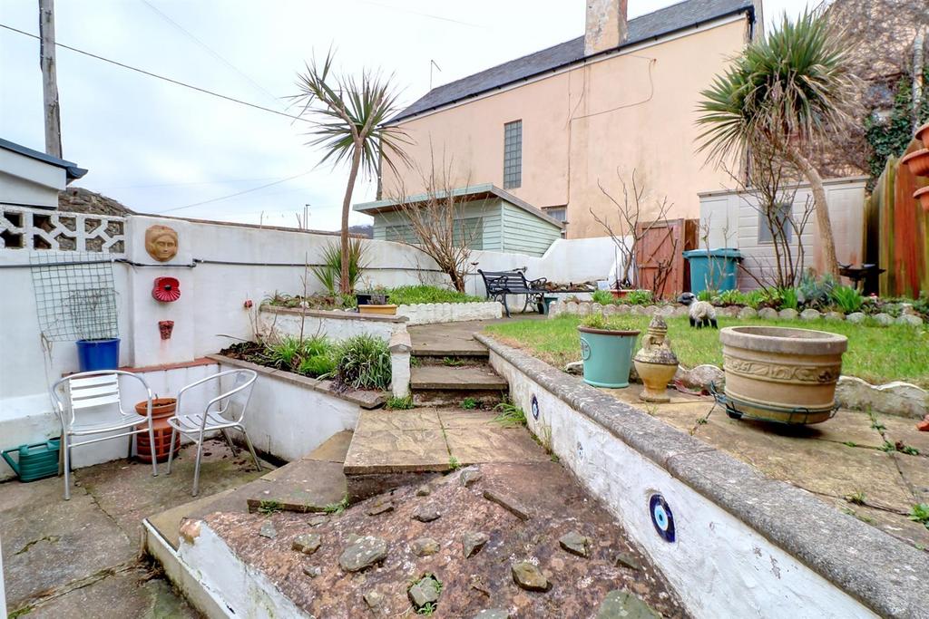 Garden .2.jpg