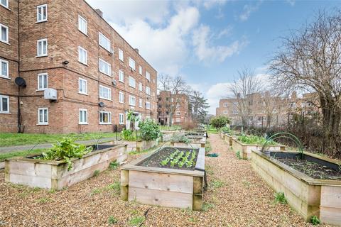 3 bedroom apartment for sale, Denmark Hill Estate, London, SE5