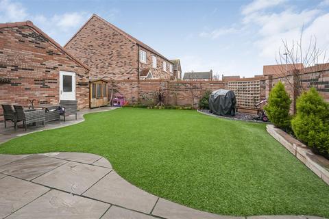 4 bedroom detached house for sale, Knox Avenue, Howden