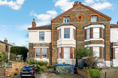 1 bedroom apartment for sale, Eglinton Hill, LONDON