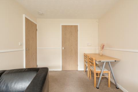 9/7 Murano Place, Edinburgh, EH7 5HH