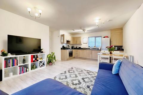 2 bedroom apartment for sale, Sir Henry Brackenbury Road, Ashford