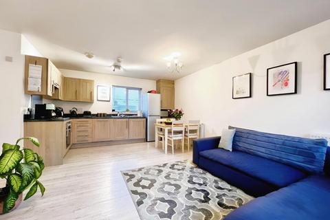 2 bedroom apartment for sale, Sir Henry Brackenbury Road, Ashford