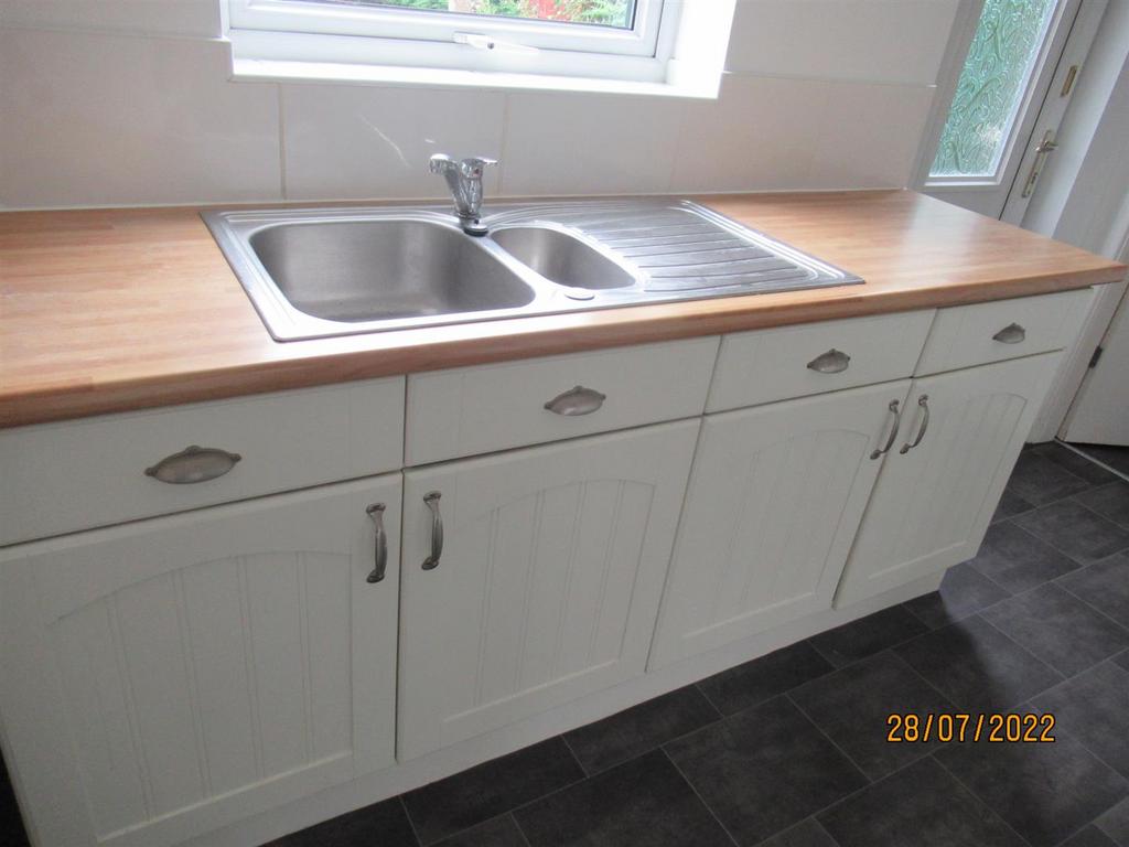 48 Halford Street Kitchen.JPG