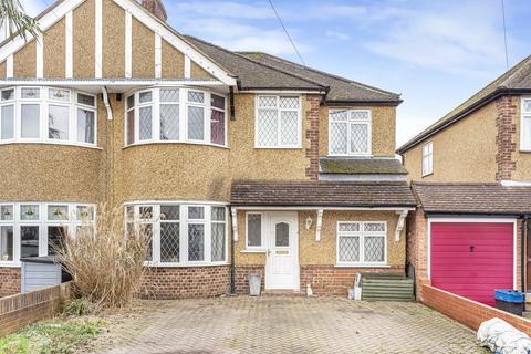 4 bedroom semi-detached house for sale, Cheyne Avenue, Twickenham, TW2