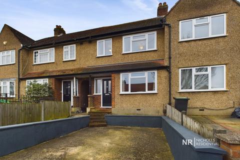 5 Compton Crescent, Chessington, KT9 2HD