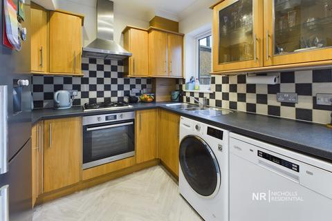 5 Compton Crescent, Chessington, KT9 2HD