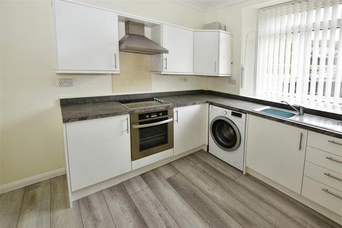 1 bedroom ground floor flat for sale, Jurys Corner Close, Kingskerswell, Newton Abbot, Devon.