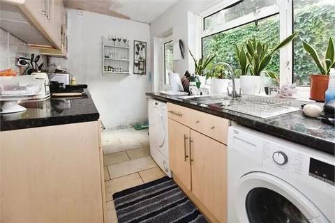 2 bedroom terraced house for sale, Hele Road, Hele Village, Torquay, Devon.