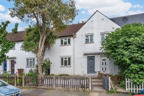 3 bedroom terraced house to rent, Almond Grove, Brentford, TW8